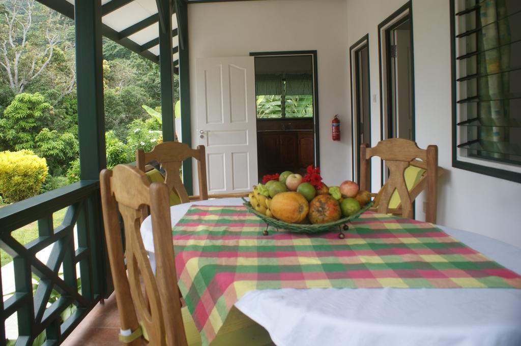 La Bel Zilwaz Guesthouse ラ・ディーグ島 エクステリア 写真