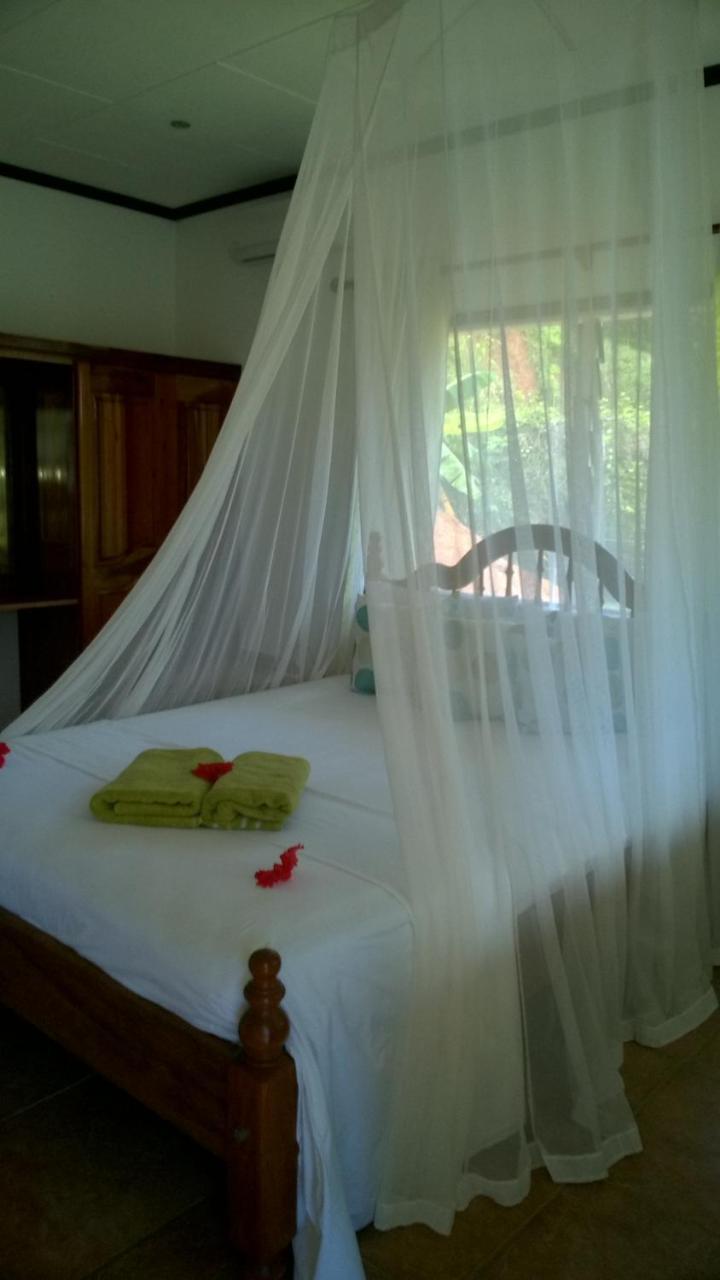 La Bel Zilwaz Guesthouse ラ・ディーグ島 エクステリア 写真